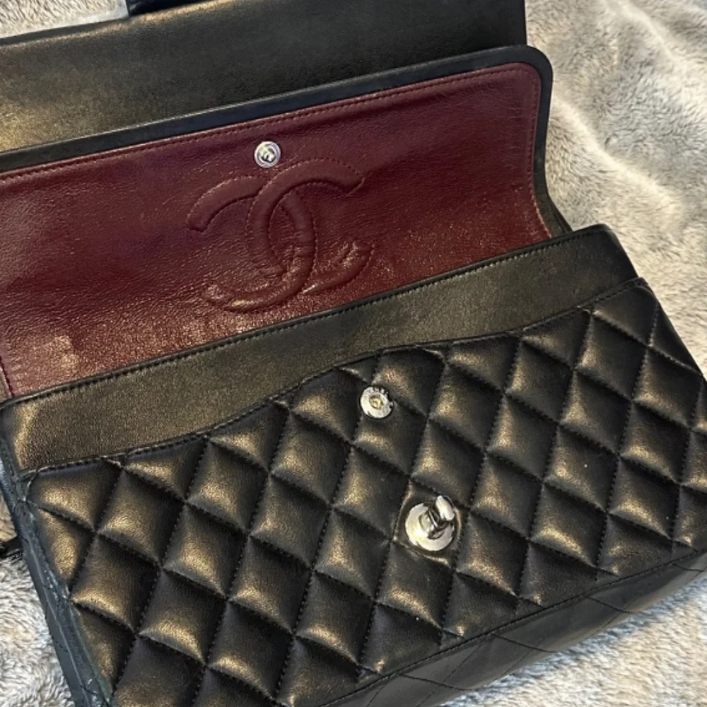 Chanel Classic Double Flap Black Lambskin - Picture 5 of 9